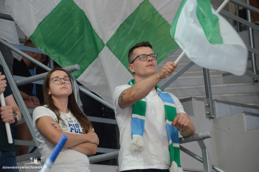 Kibice na Anwil Basketball Cup