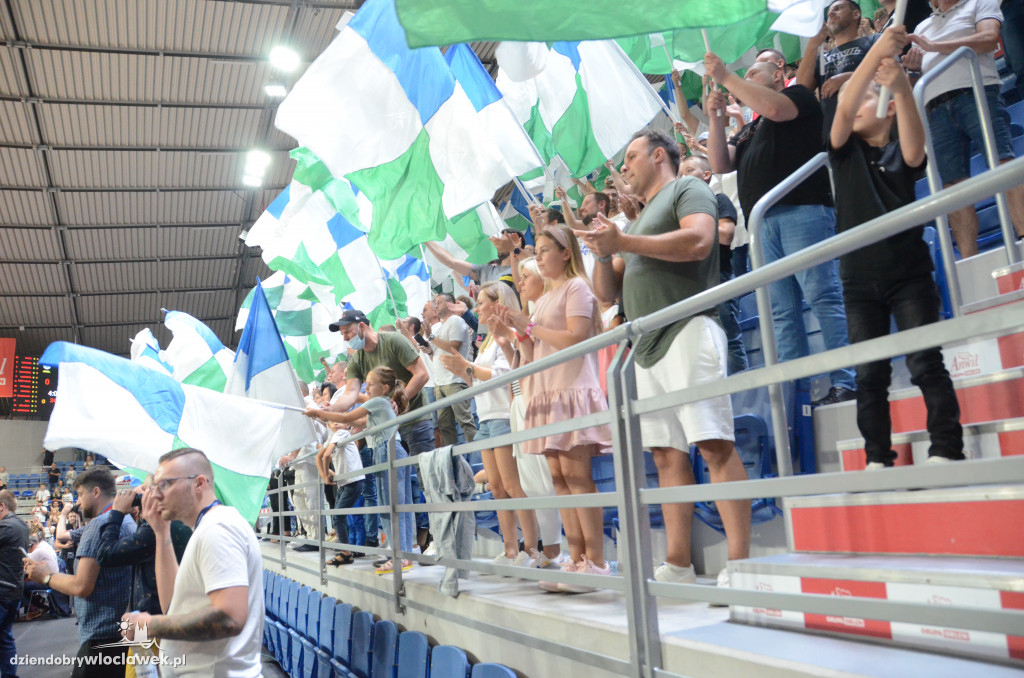 Kibice na Anwil Basketball Cup