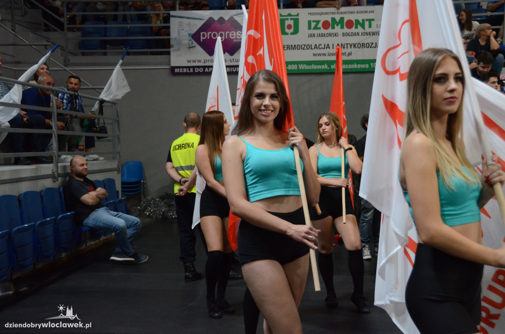 Cheerleaderki na Anwil Basketball Cup