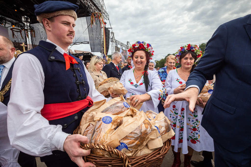 Władze Włocławka na dożynkach wojewódzkich