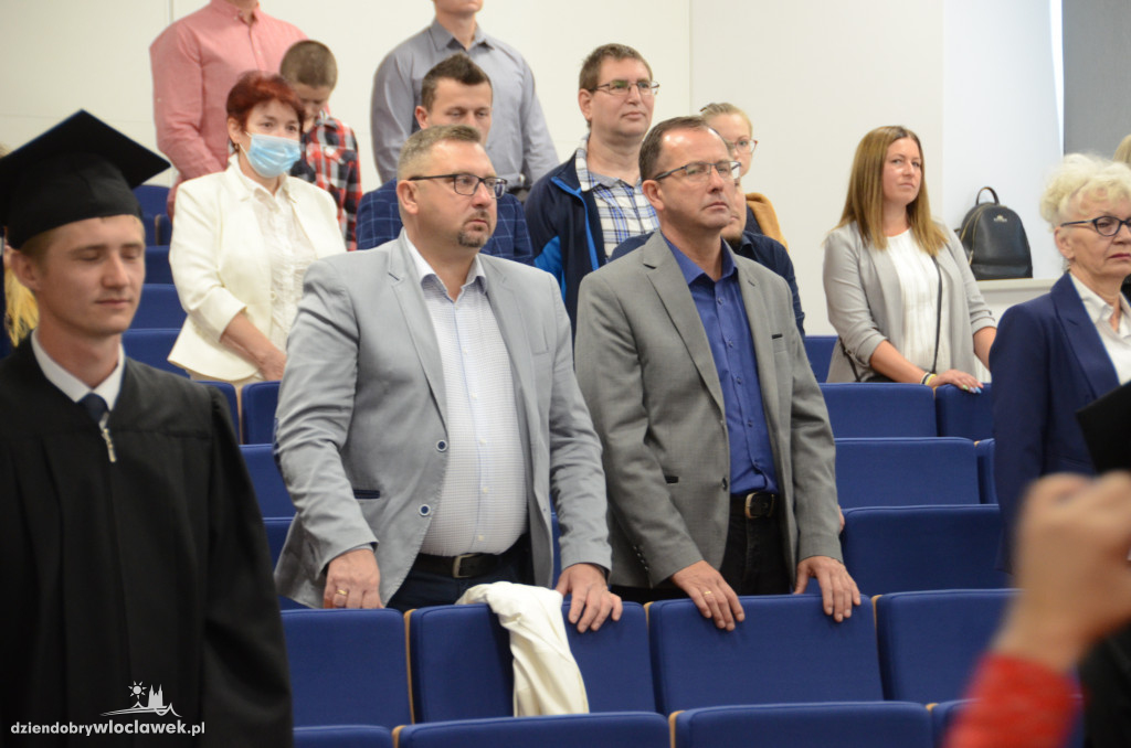Uroczystości rozdania dyplomów absolwentom PUZ