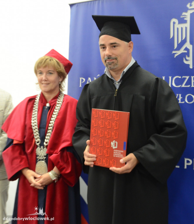 Uroczystości rozdania dyplomów absolwentom PUZ