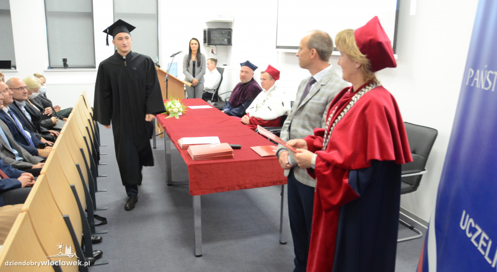 Uroczystości rozdania dyplomów absolwentom PUZ