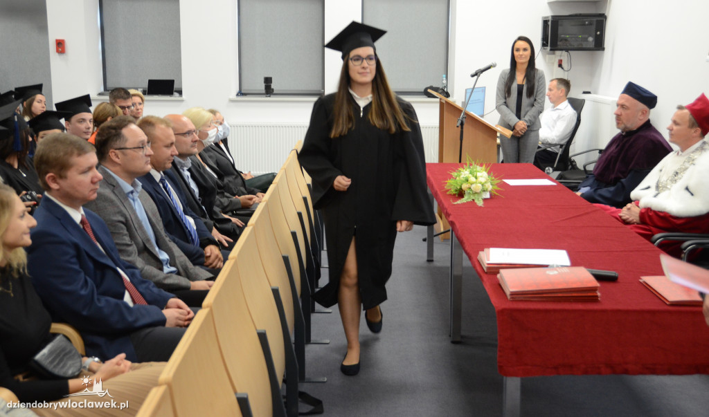 Uroczystości rozdania dyplomów absolwentom PUZ