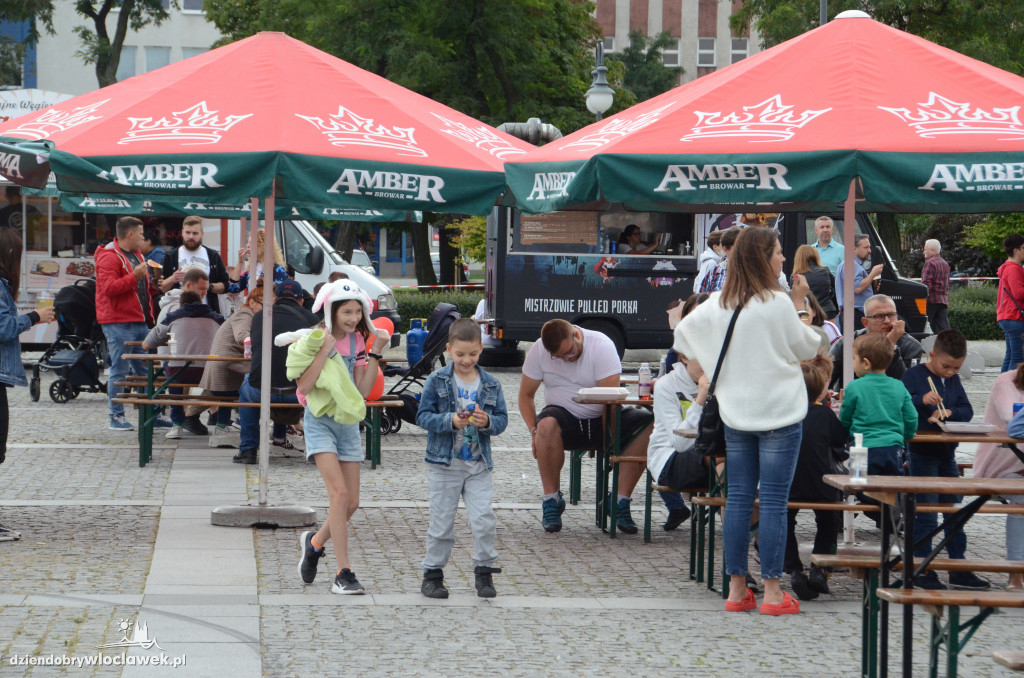Food trucki opanowały Zielony Rynek
