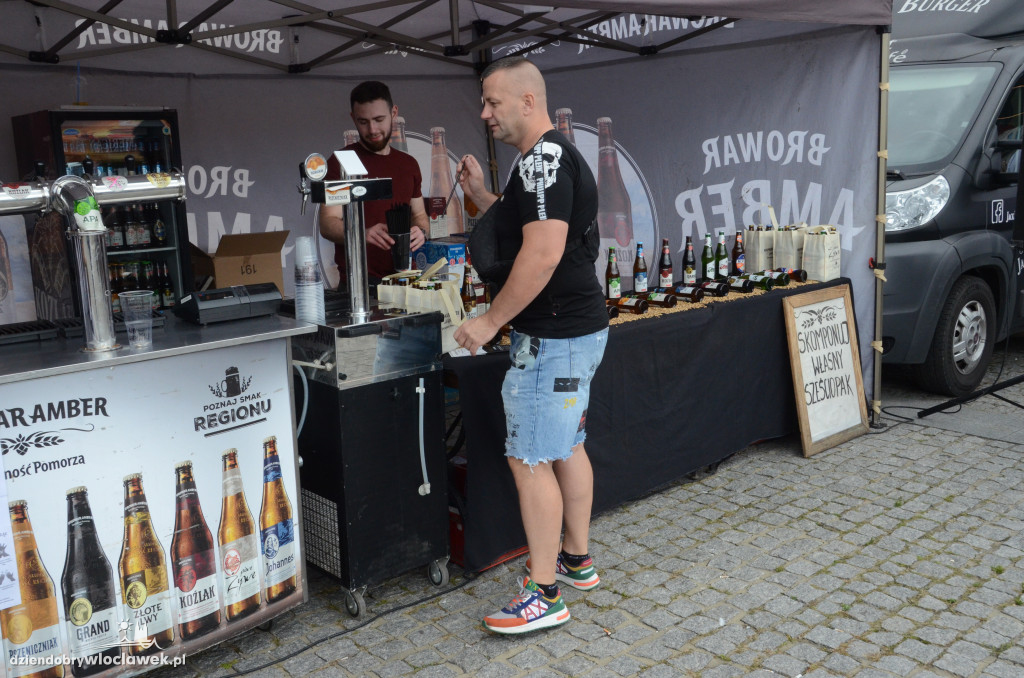 Food trucki opanowały Zielony Rynek
