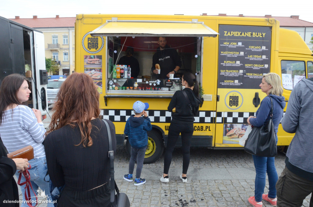 Food trucki opanowały Zielony Rynek