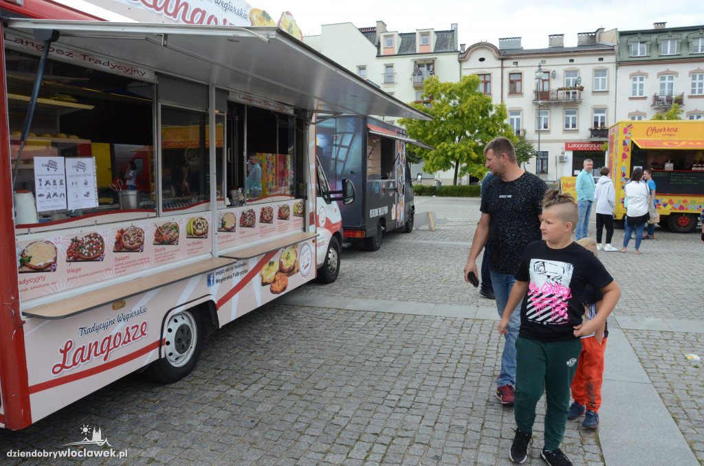 Food trucki opanowały Zielony Rynek