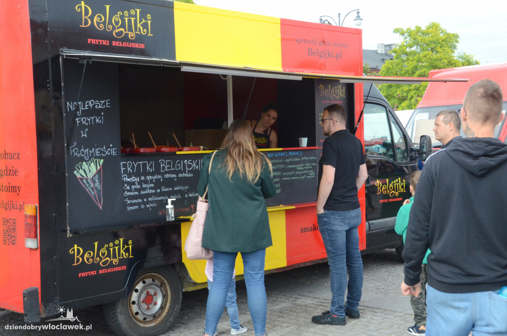 Food trucki opanowały Zielony Rynek