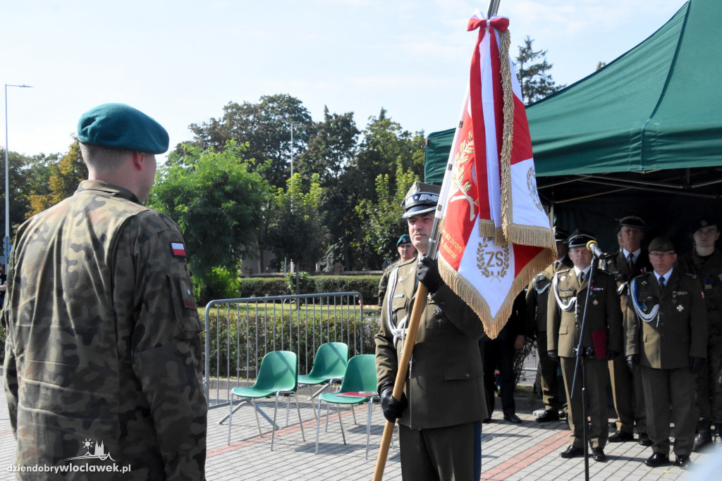 Jednostka strzelecka Włocławek z nowym sztandarem