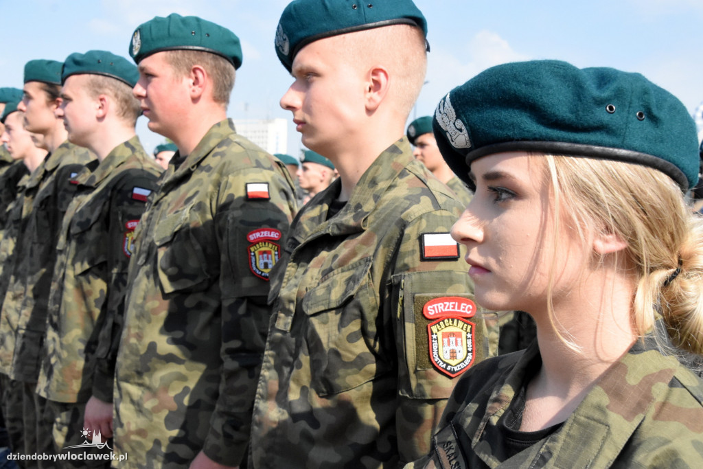 Jednostka strzelecka Włocławek z nowym sztandarem