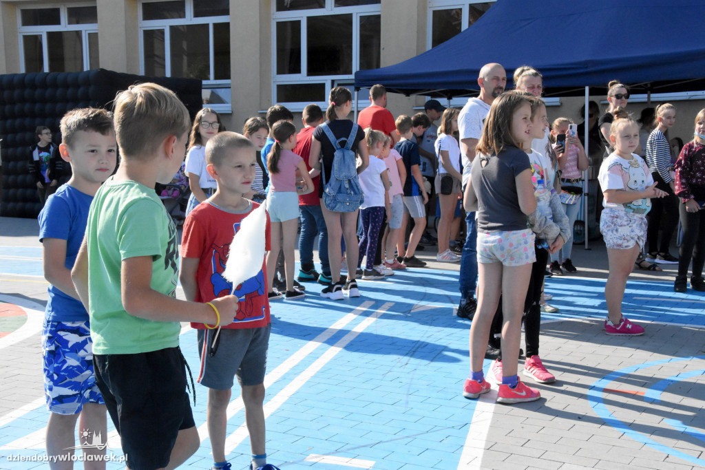 Piknik integracyjno-sportowy przy SP3