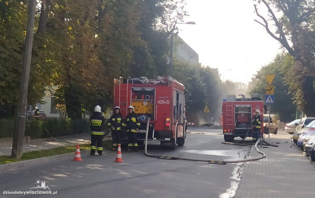 Strażacy ćwiczyli w miejskim centrum kultury