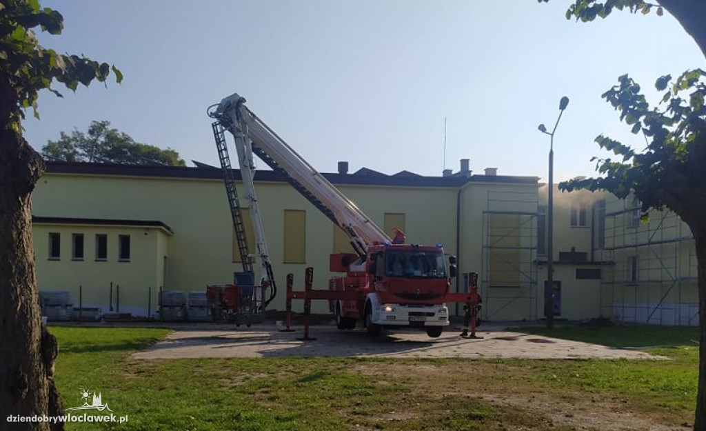 Strażacy ćwiczyli w miejskim centrum kultury