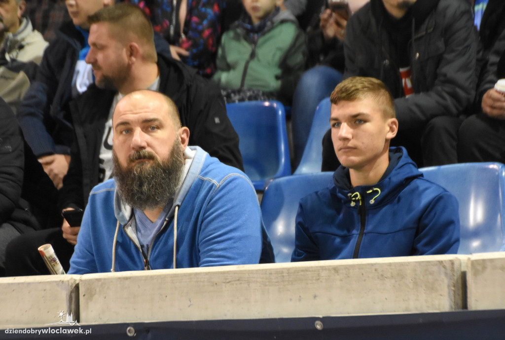 Kibice na meczu z Piastem Gliwice