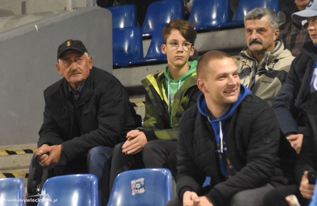 Kibice na meczu z Piastem Gliwice