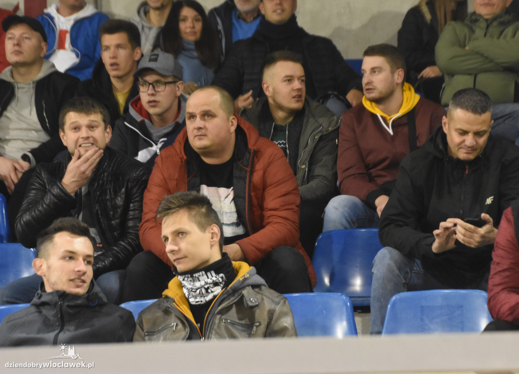 Kibice na meczu z Piastem Gliwice