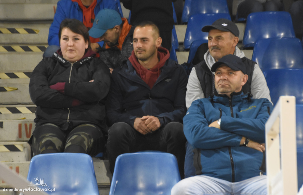 Kibice na meczu z Piastem Gliwice
