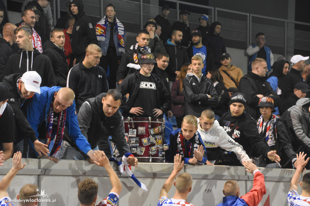 Kibice na meczu z Piastem Gliwice
