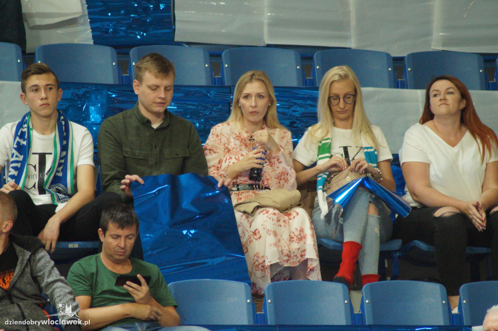 Kibice na meczu Anwil vs Astoria