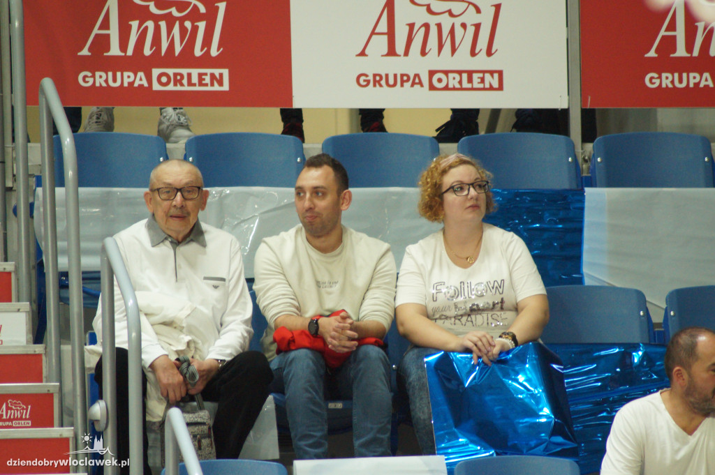 Kibice na meczu Anwil vs Astoria