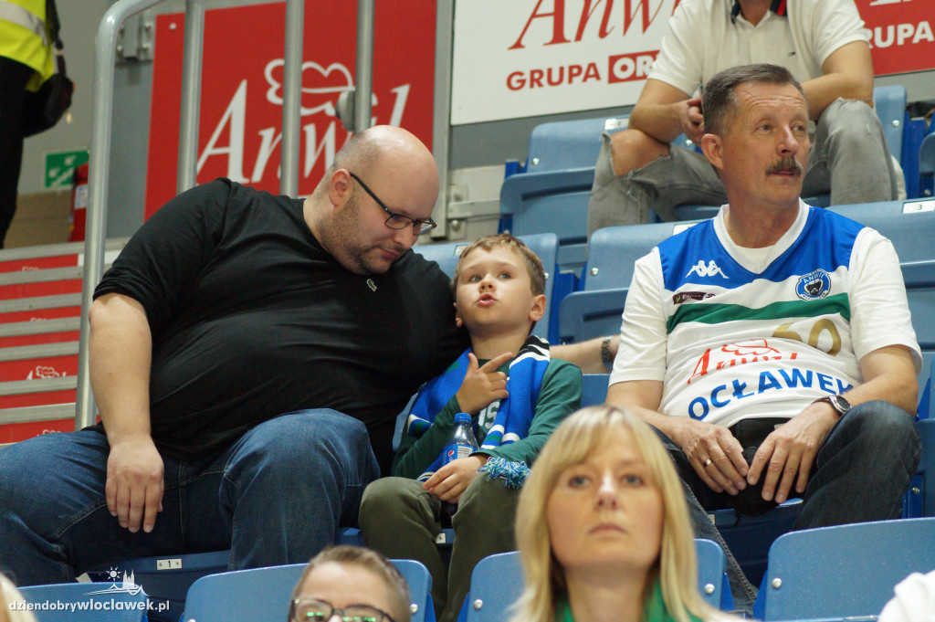 Kibice na meczu Anwil vs Astoria