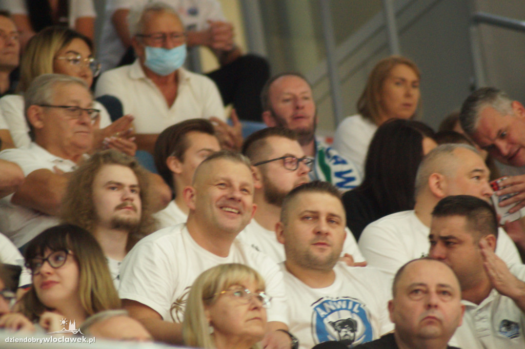 Kibice na meczu Anwil vs Astoria