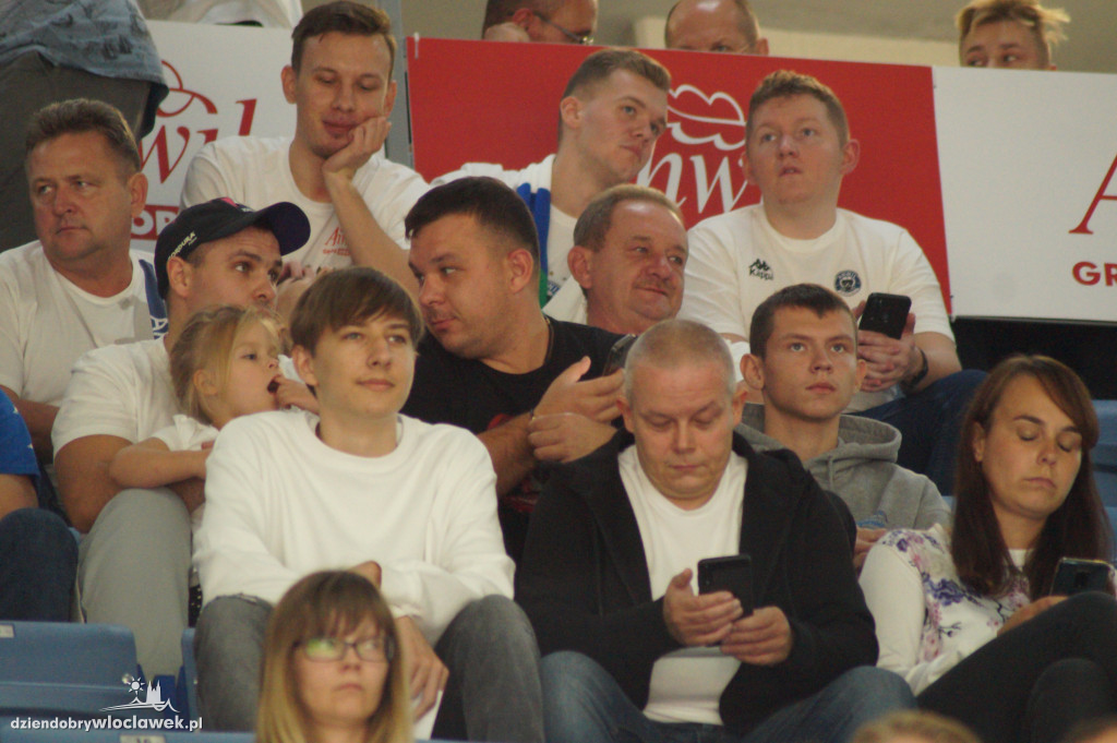 Kibice na meczu Anwil vs Astoria