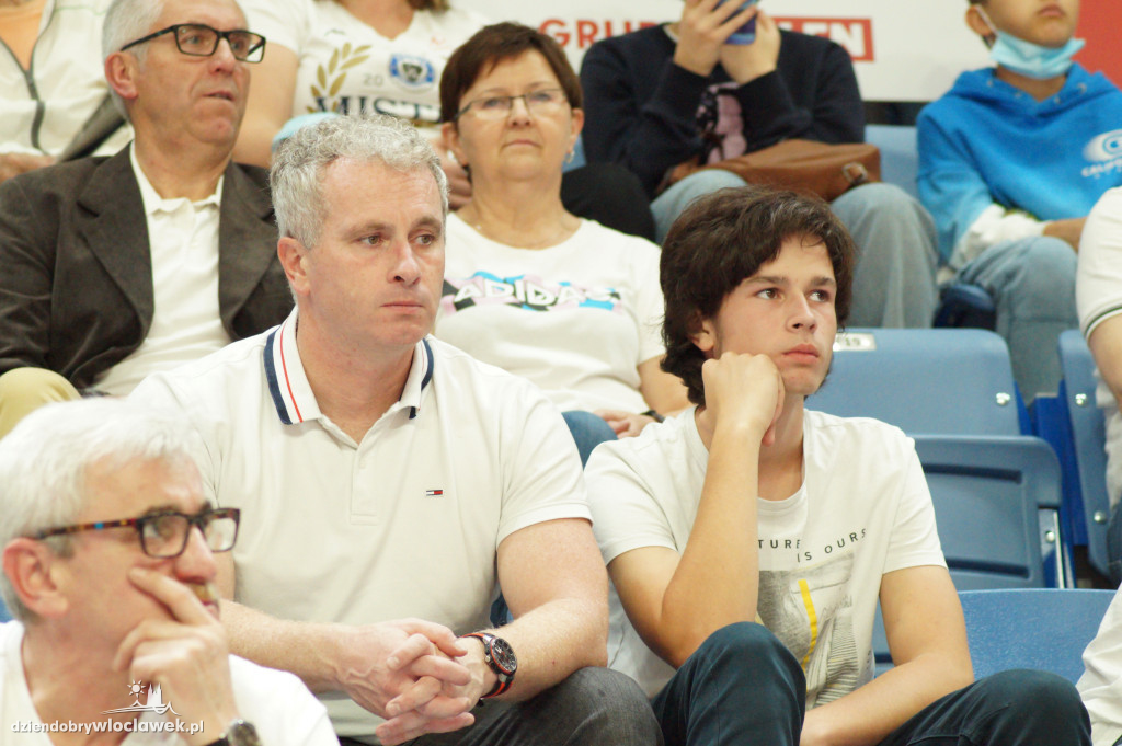 Kibice na meczu Anwil vs Astoria