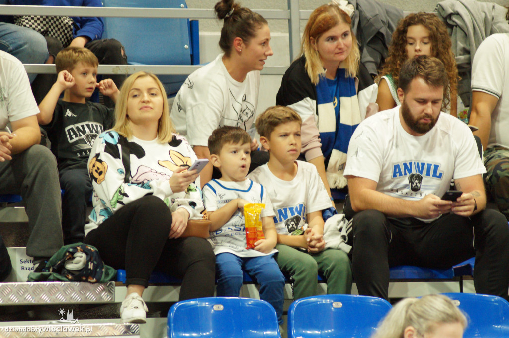 Kibice na meczu Anwil vs Astoria