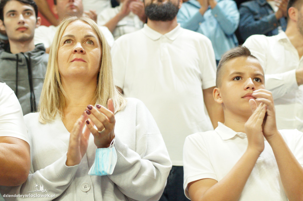 Kibice na meczu Anwil vs Astoria
