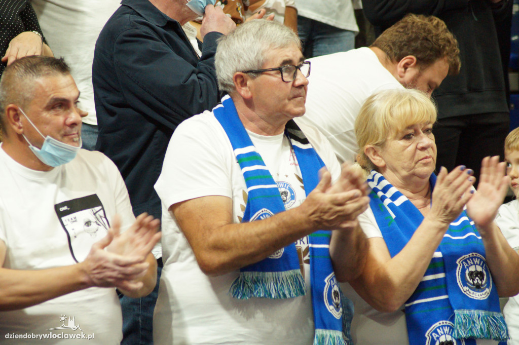 Kibice na meczu Anwil vs Astoria