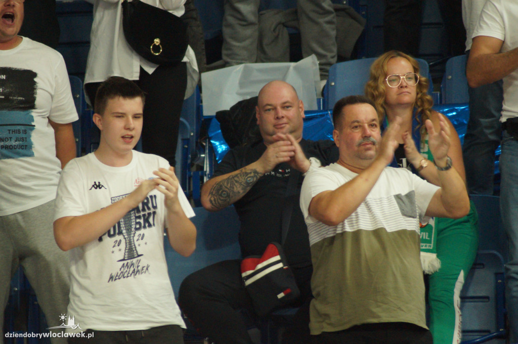 Kibice na meczu Anwil vs Astoria