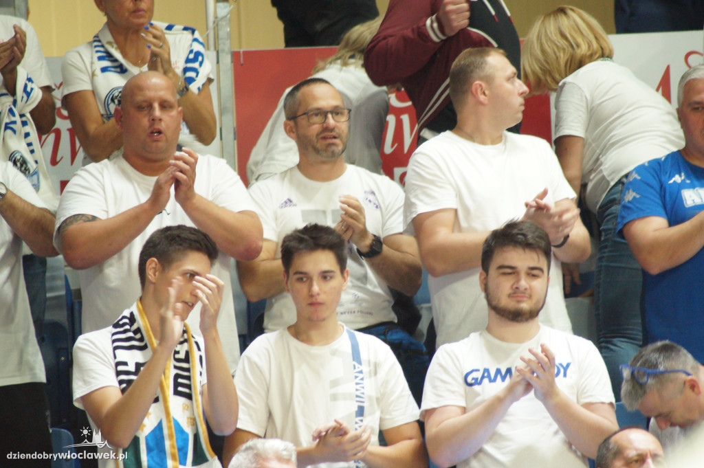 Kibice na meczu Anwil vs Astoria