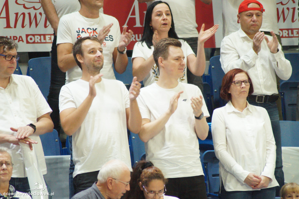 Kibice na meczu Anwil vs Astoria