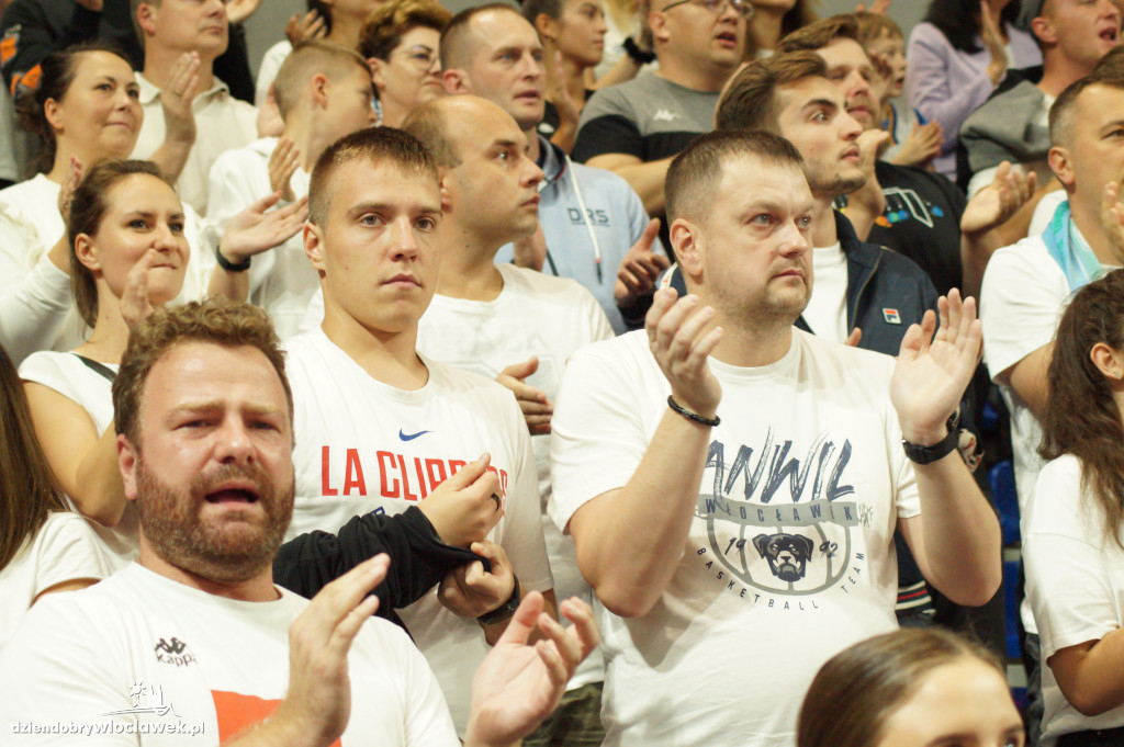 Kibice na meczu Anwil vs Astoria