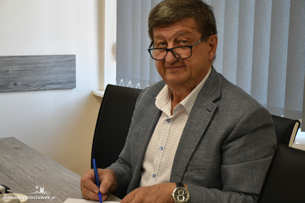 Starosta podpisał umowę na projekt drogi Lubraniec-Kruszynek