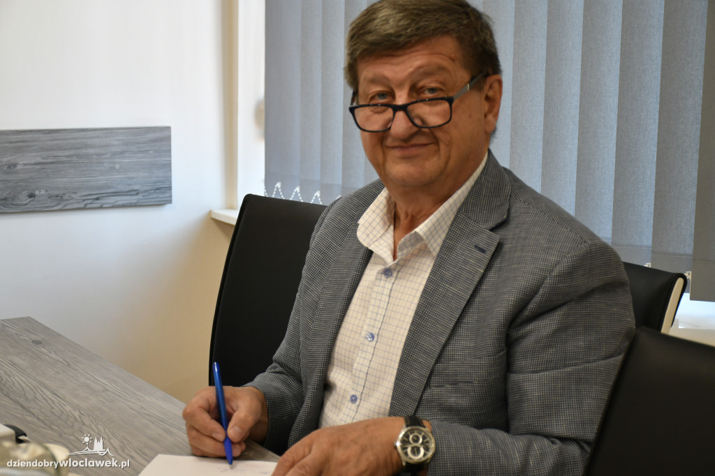 Starosta podpisał umowę na projekt drogi Lubraniec-Kruszynek