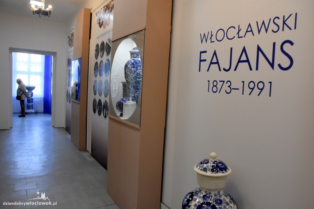 Z kuratorem po nowej wystawie stałej fajansu