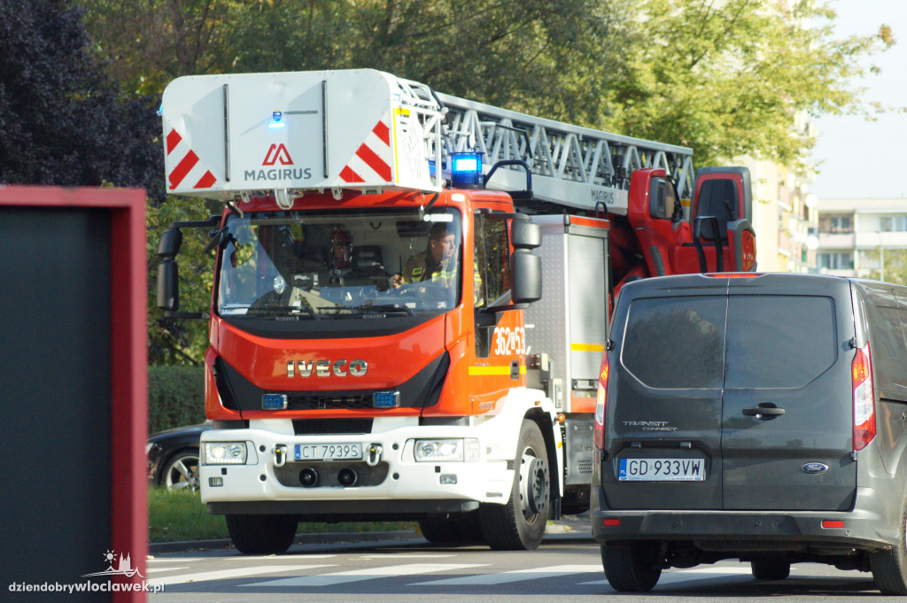Strażacy interweniowali przy ul. Ostrowskiej