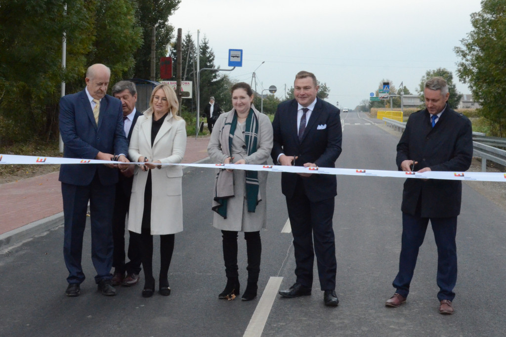 Ważny odcinek drogi powiatowej przebudowany