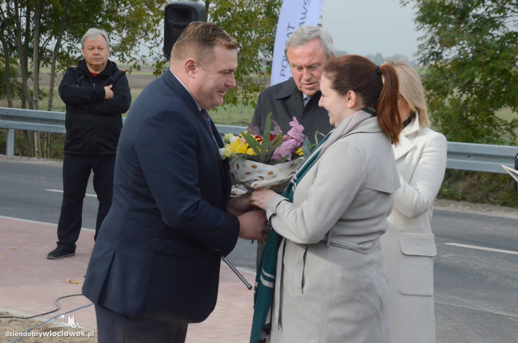 Ważny odcinek drogi powiatowej przebudowany