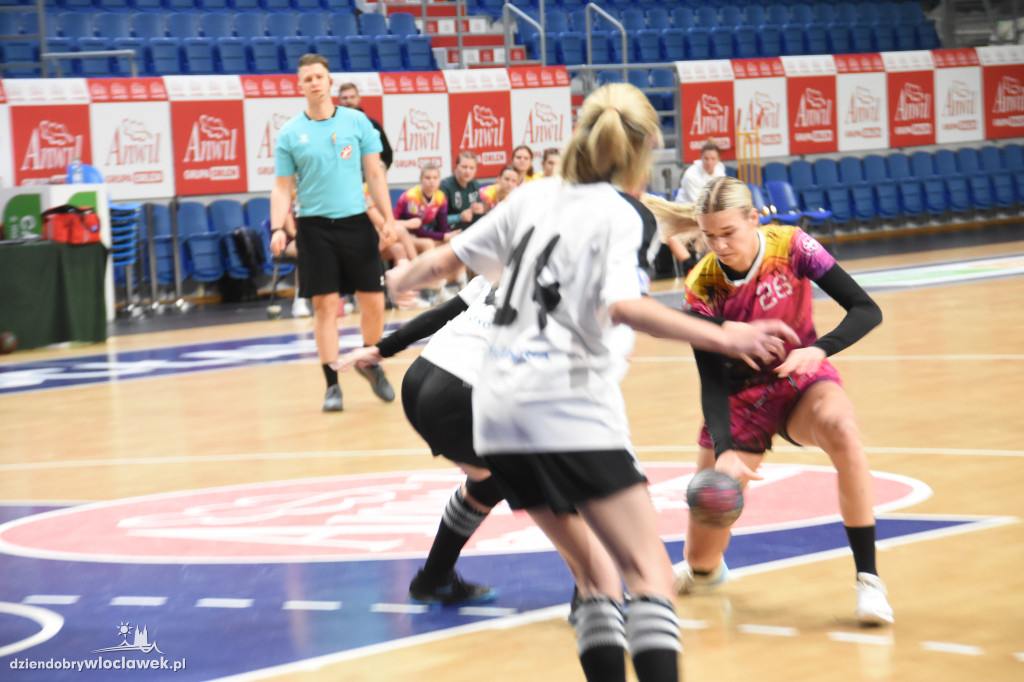 II liga: Junak Włocławek vs KKS AMW Gdynia