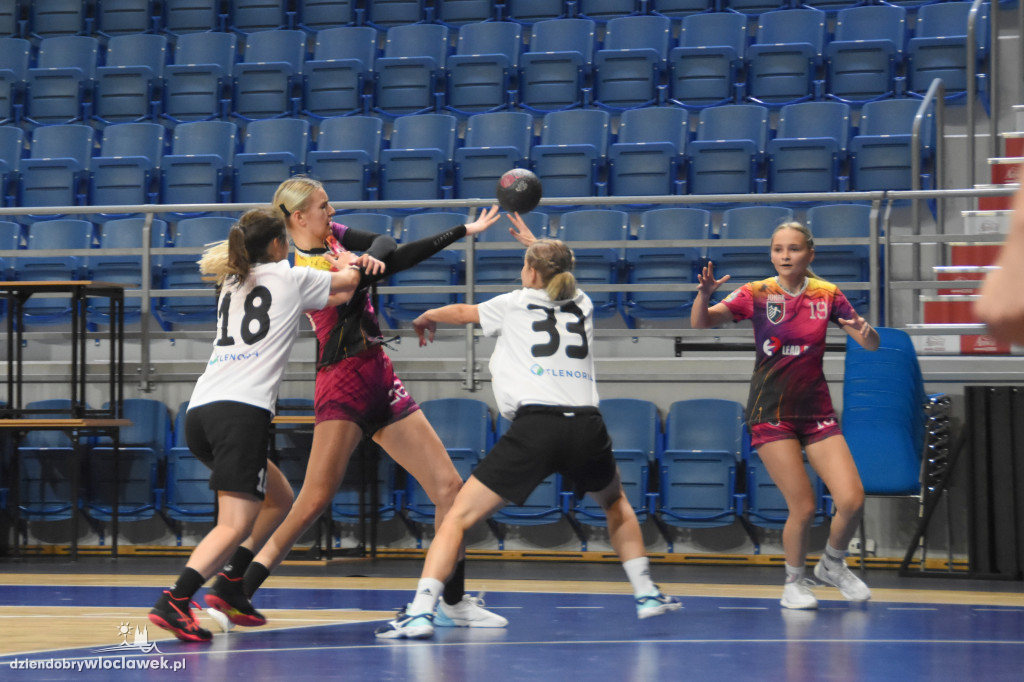 II liga: Junak Włocławek vs KKS AMW Gdynia