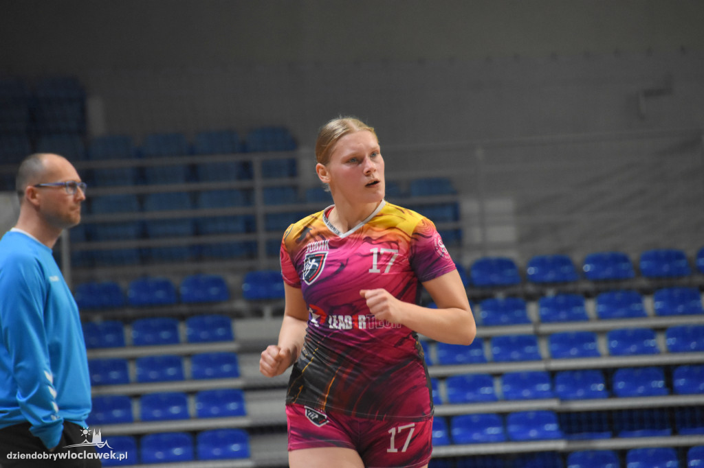 II liga: Junak Włocławek vs KKS AMW Gdynia
