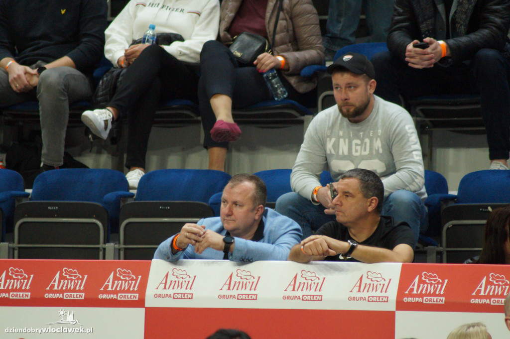 Kibice na meczu Anwil vs King