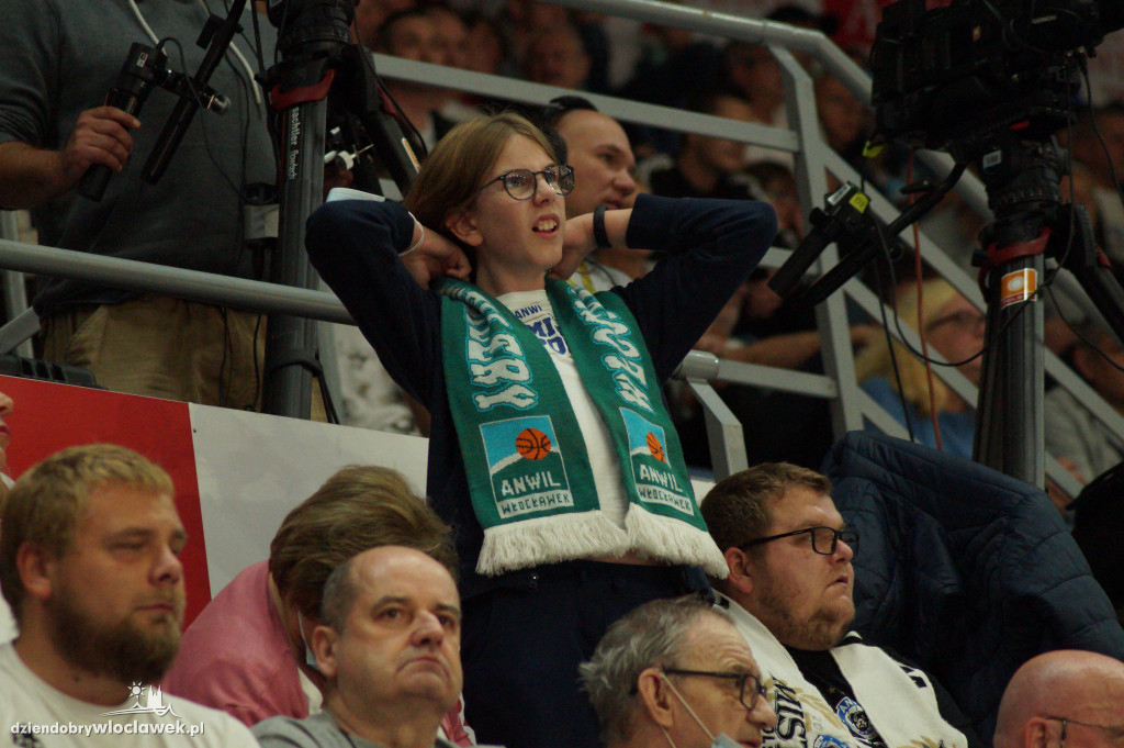 Kibice na meczu Anwil vs King