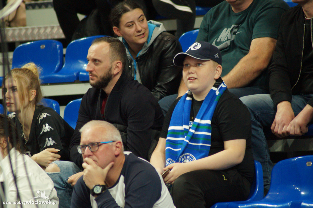 Kibice na meczu Anwil vs King