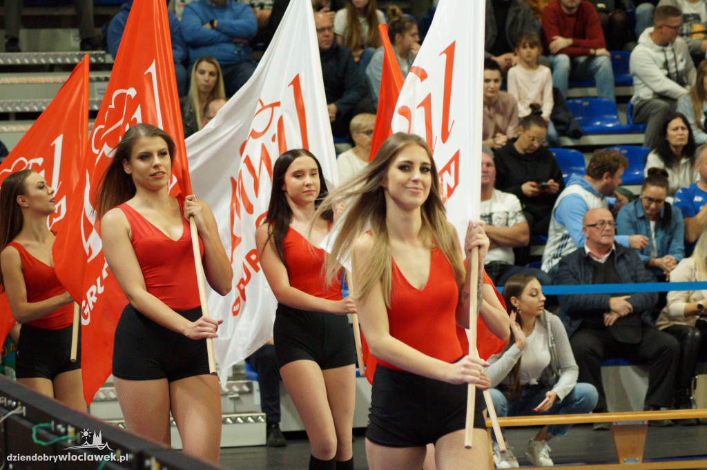 Cheerleaderki na meczu Anwil vs King