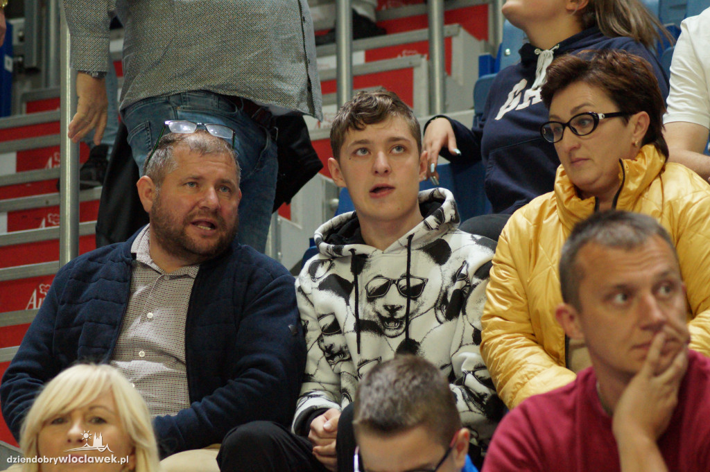 Kibice na meczu Anwil vs King